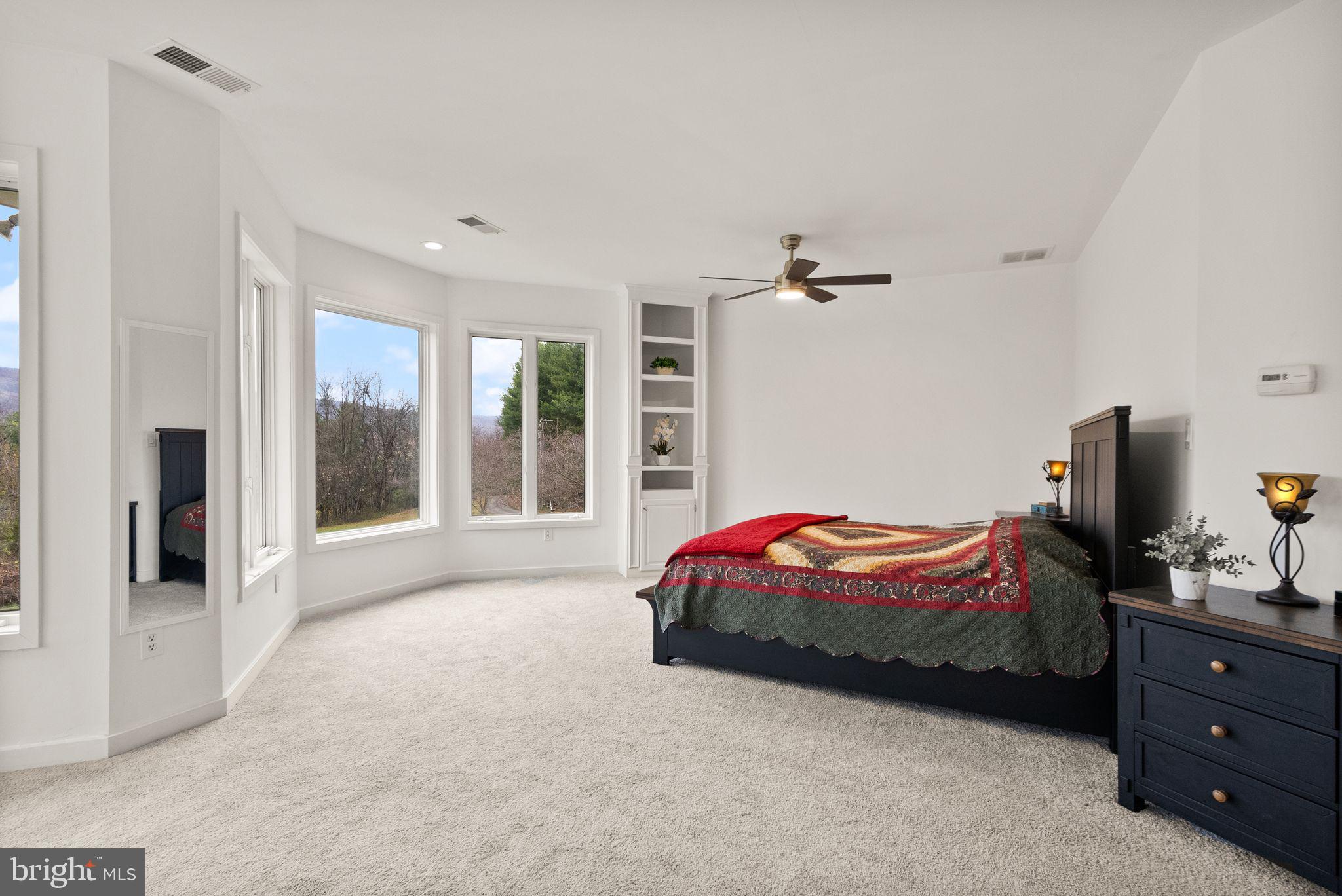 38241 Mountain Air Ln