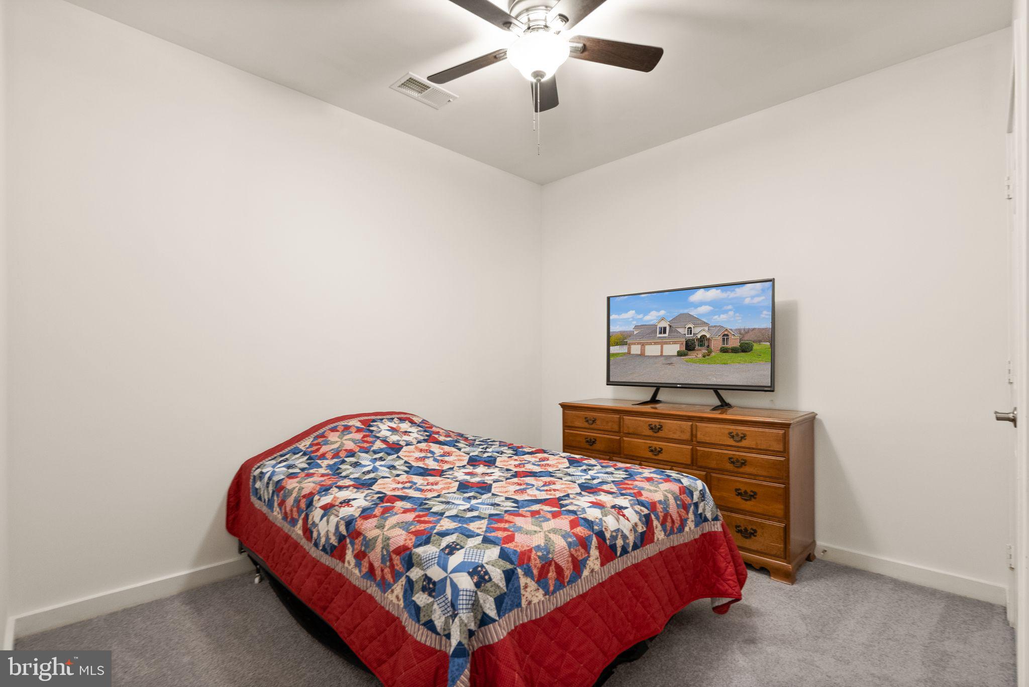 38241 Mountain Air Ln