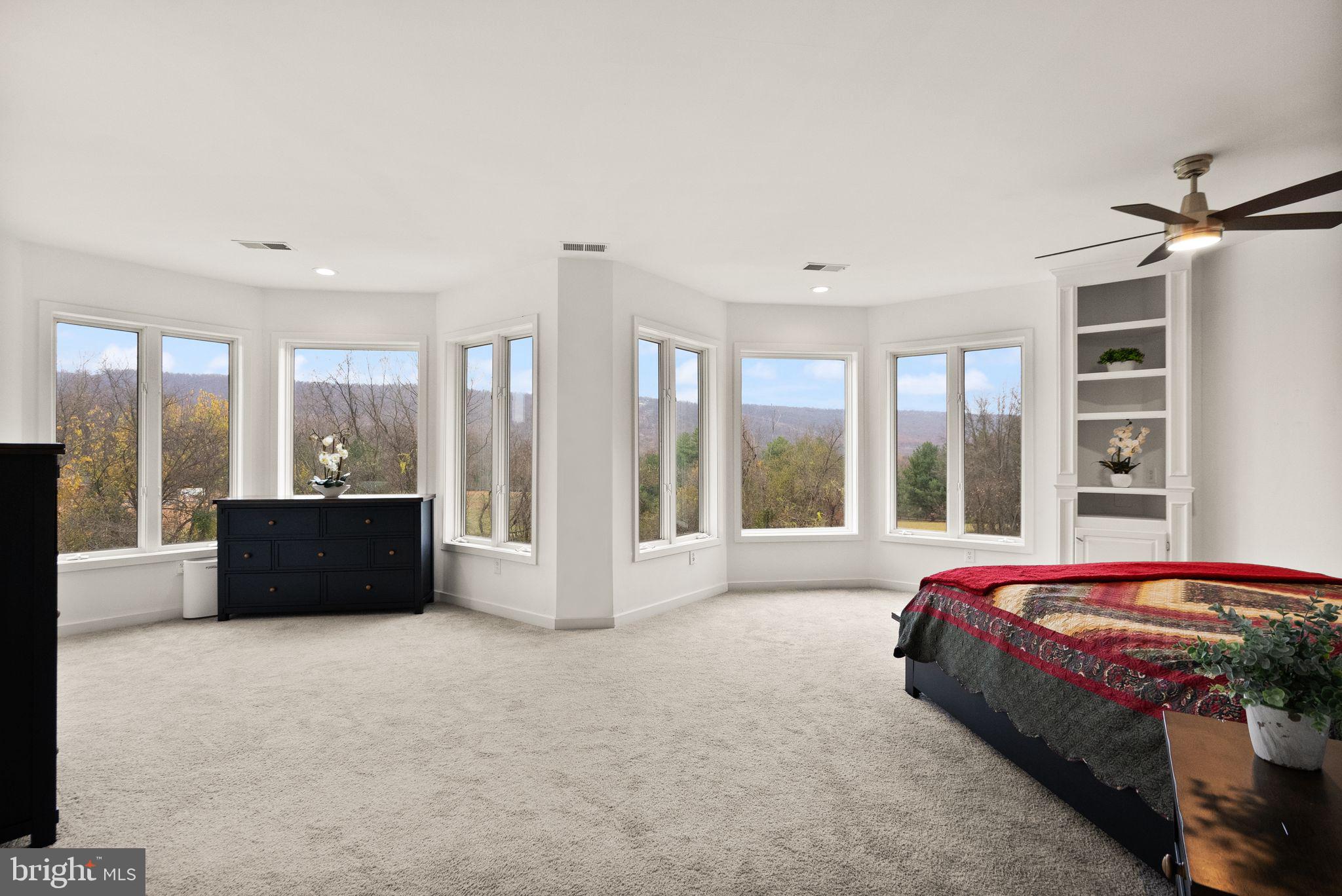 38241 Mountain Air Ln