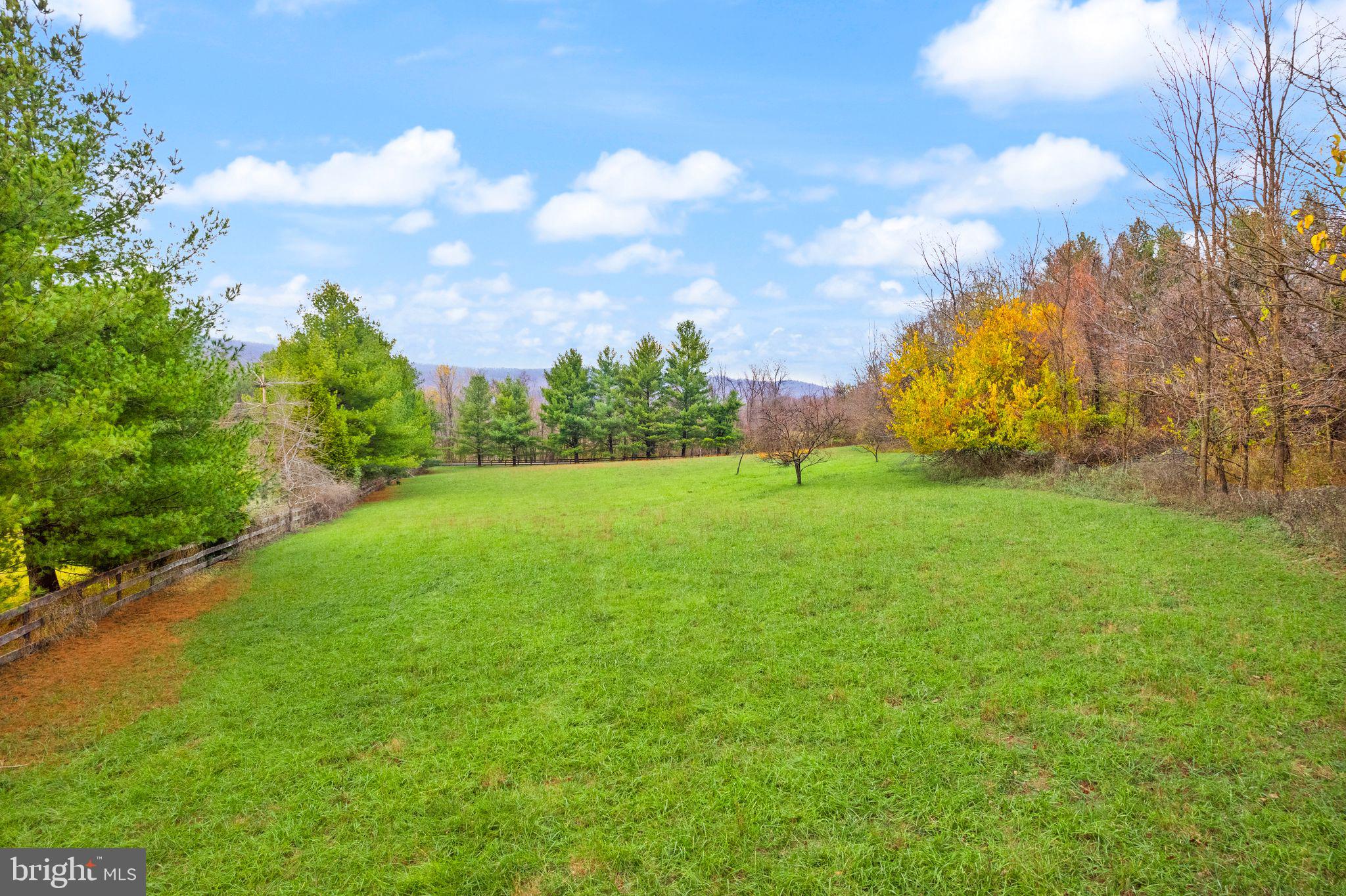 38241 Mountain Air Ln