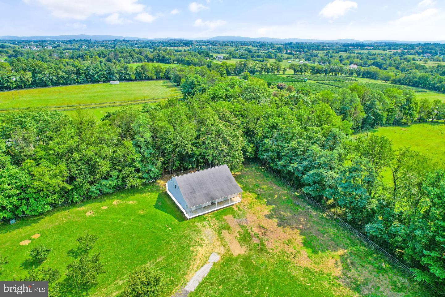 38241 Mountain Air Ln