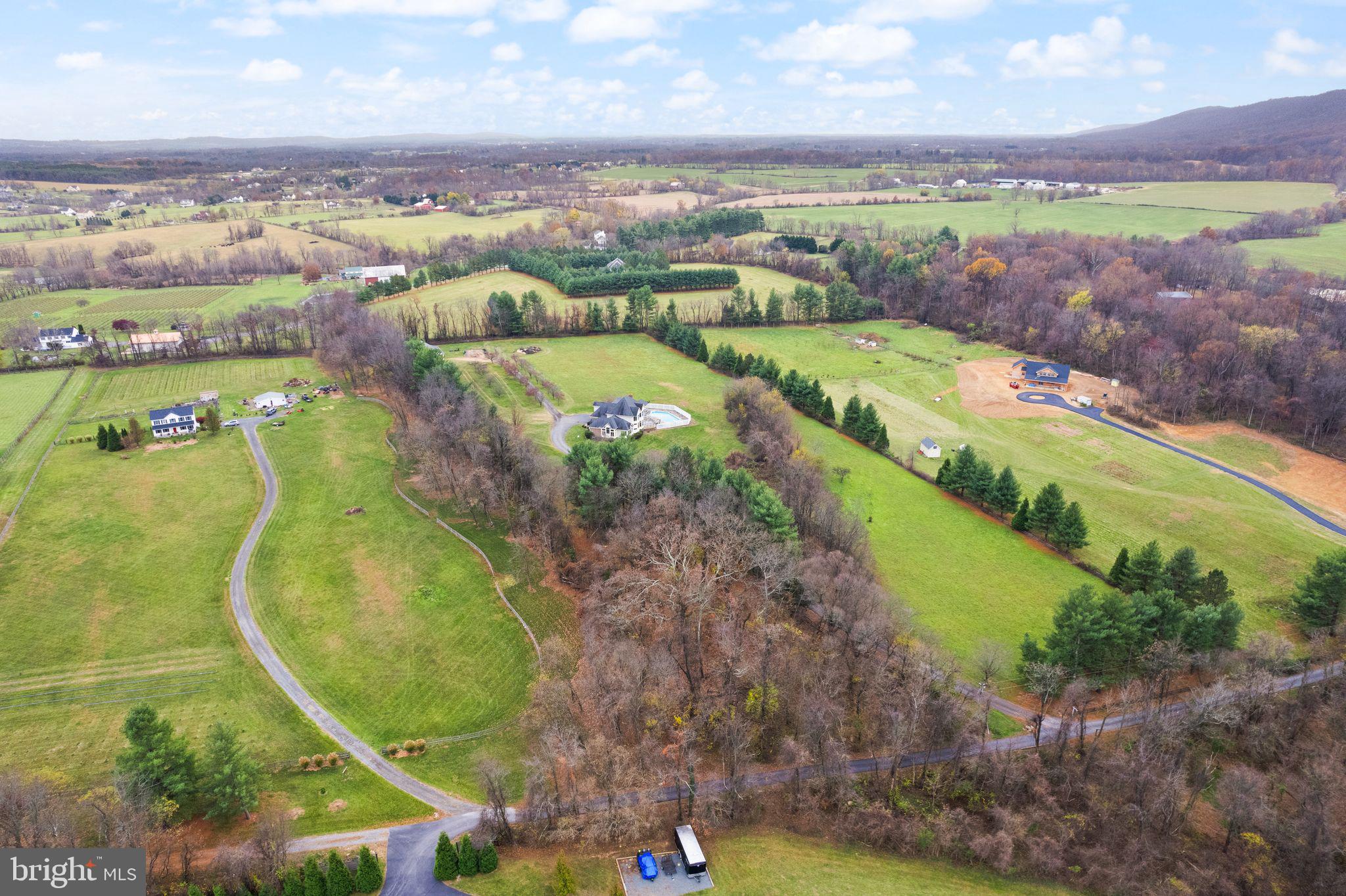 38241 Mountain Air Ln