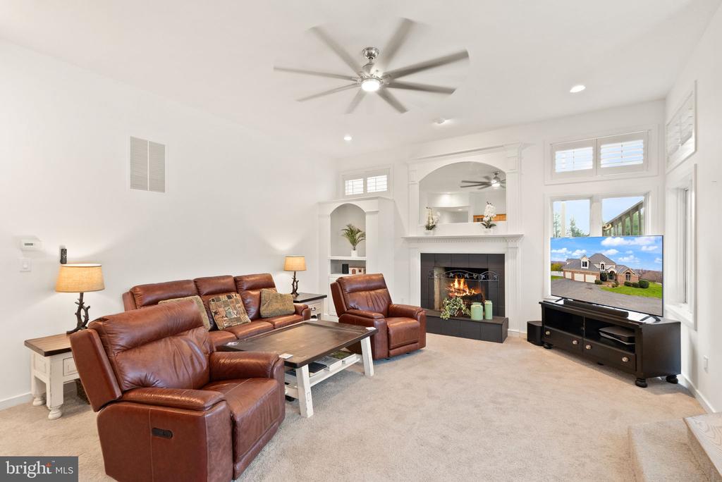 38241 Mountain Air Ln