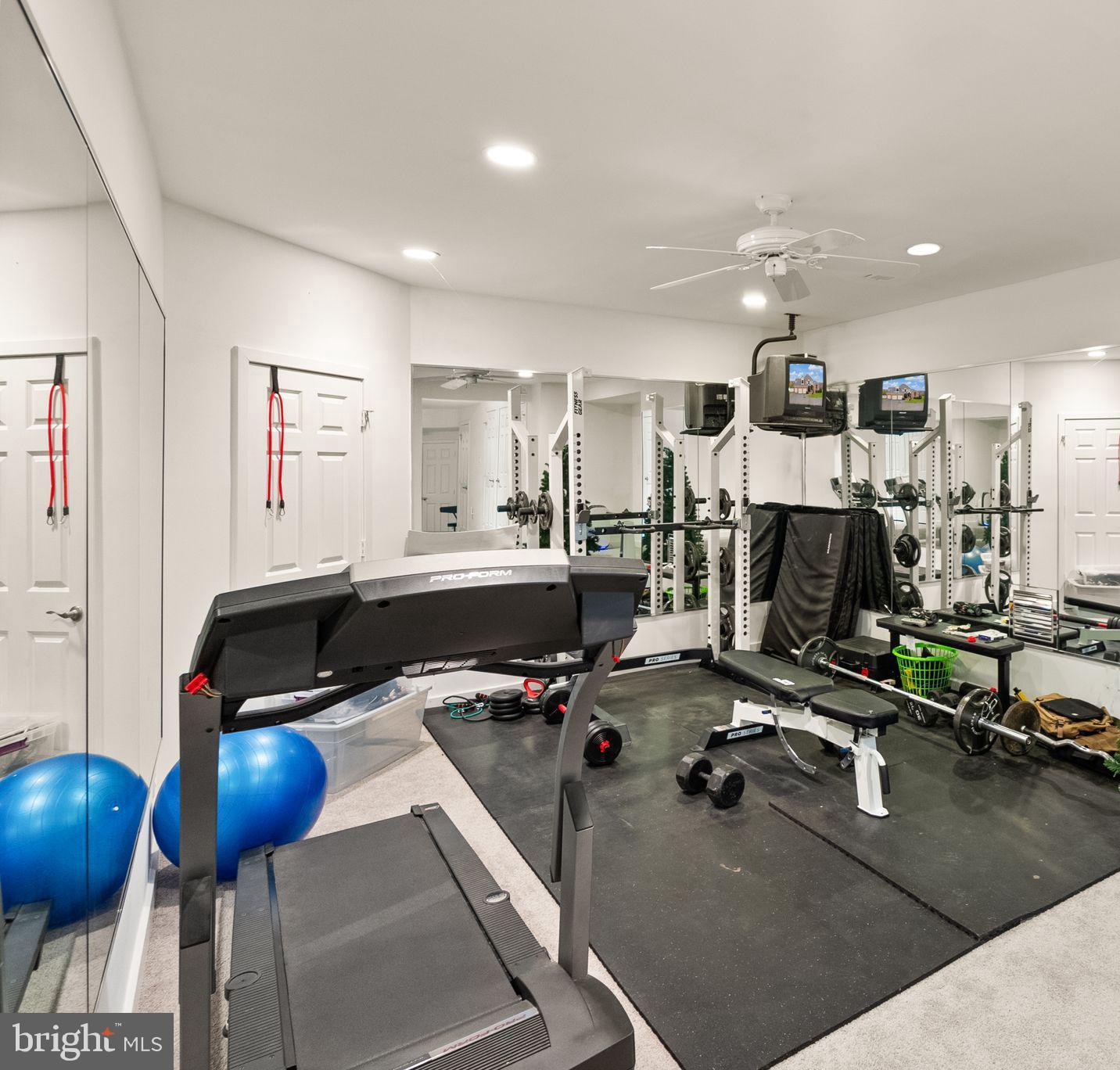 38241 Mountain Air Ln