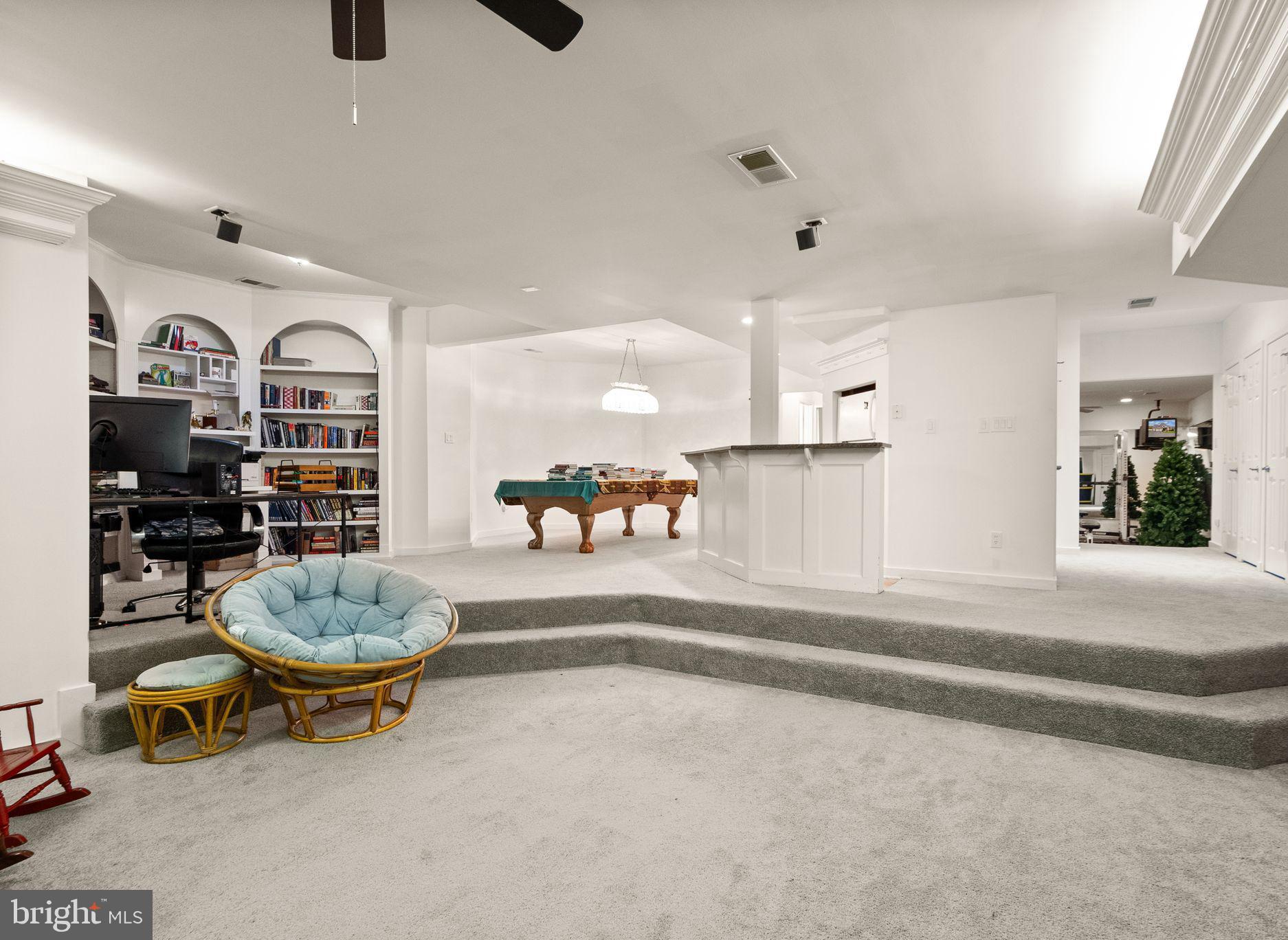 38241 Mountain Air Ln