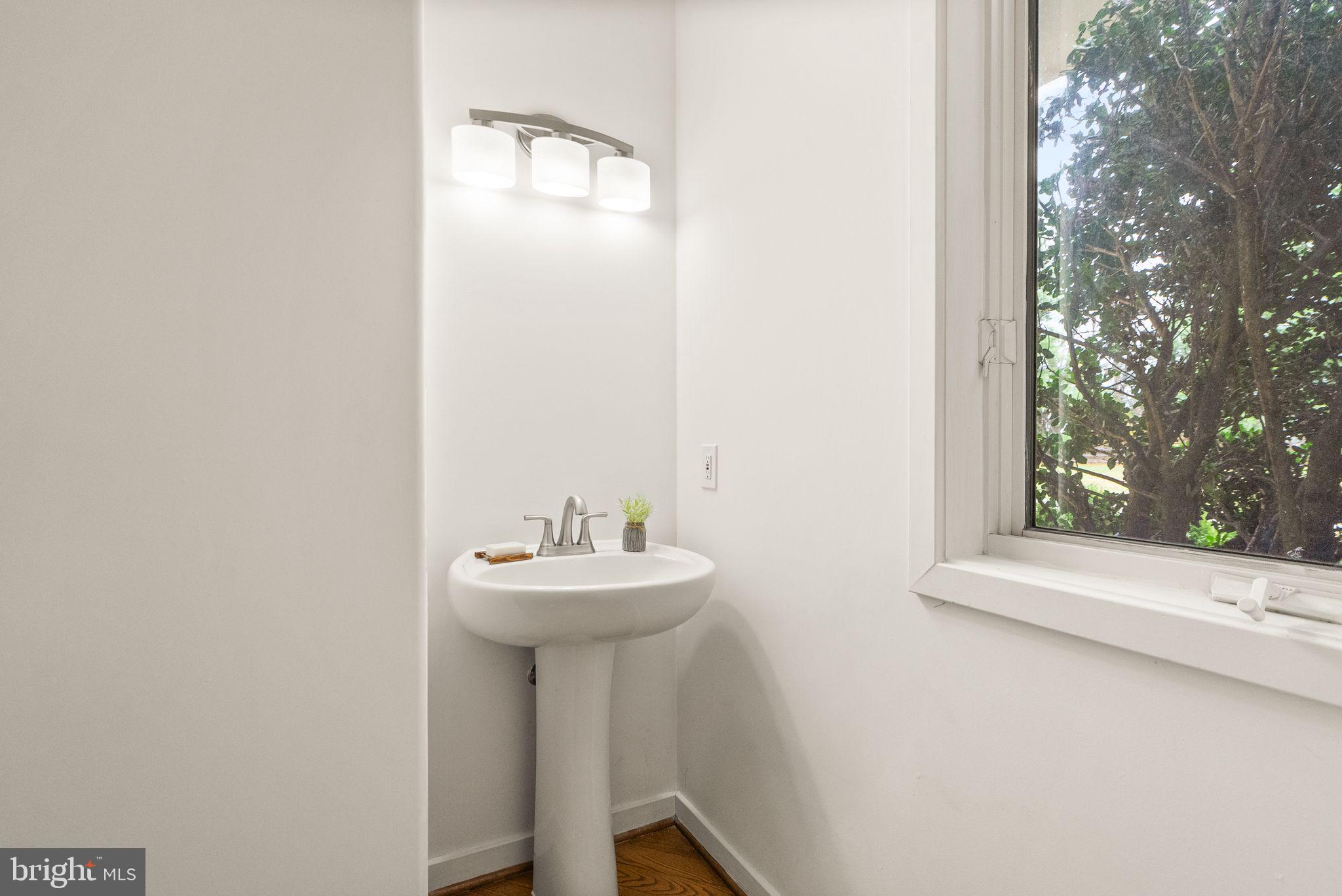 38241 Mountain Air Ln