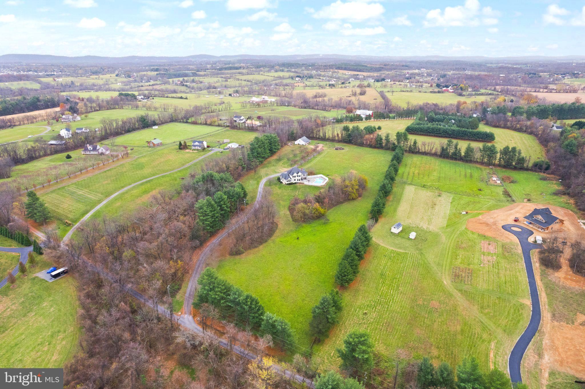 38241 Mountain Air Ln