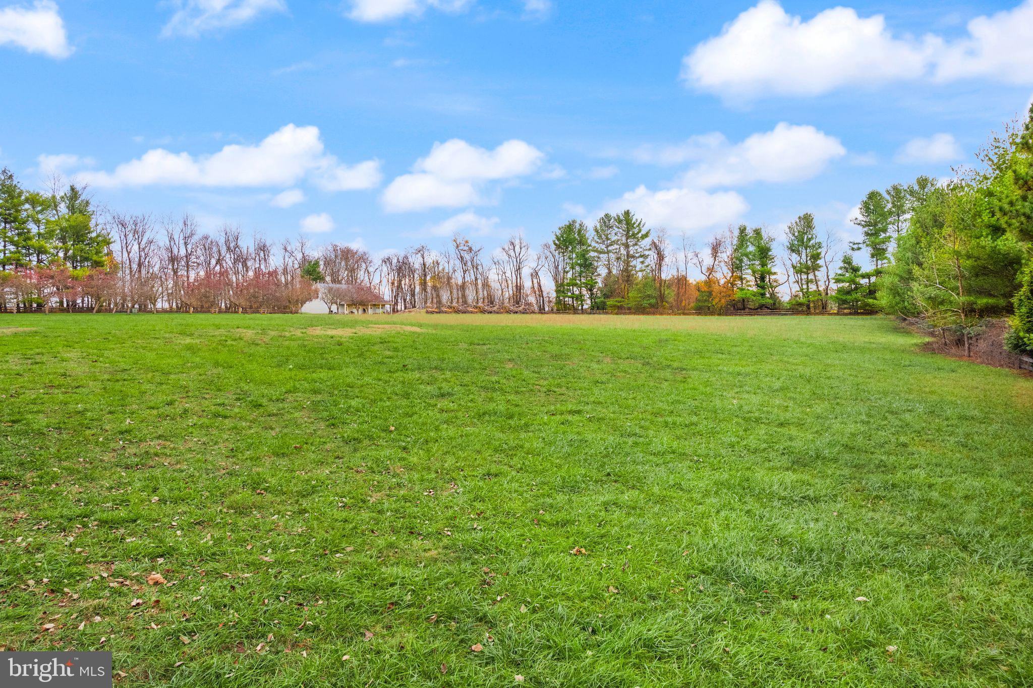 38241 Mountain Air Ln