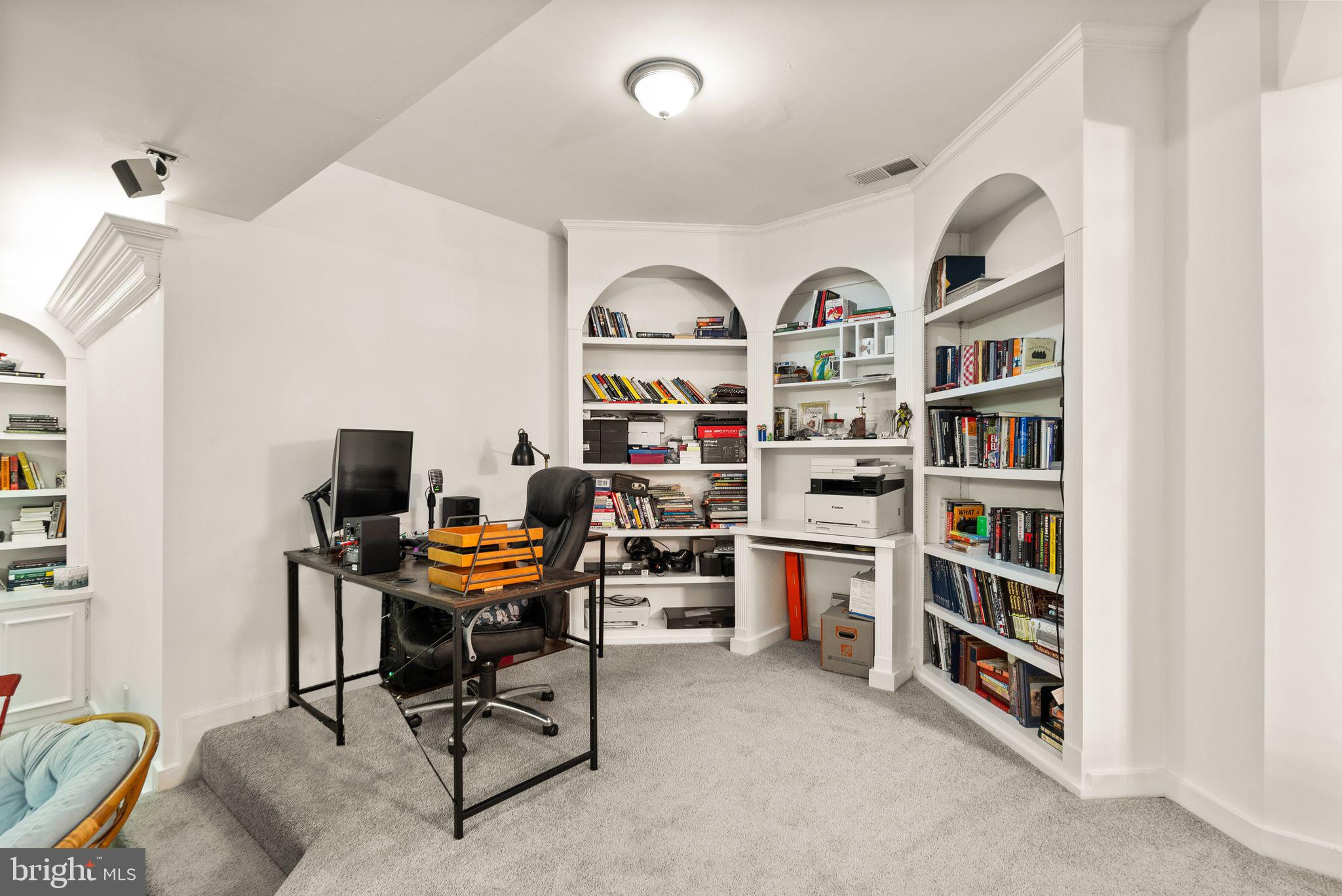 38241 Mountain Air Ln