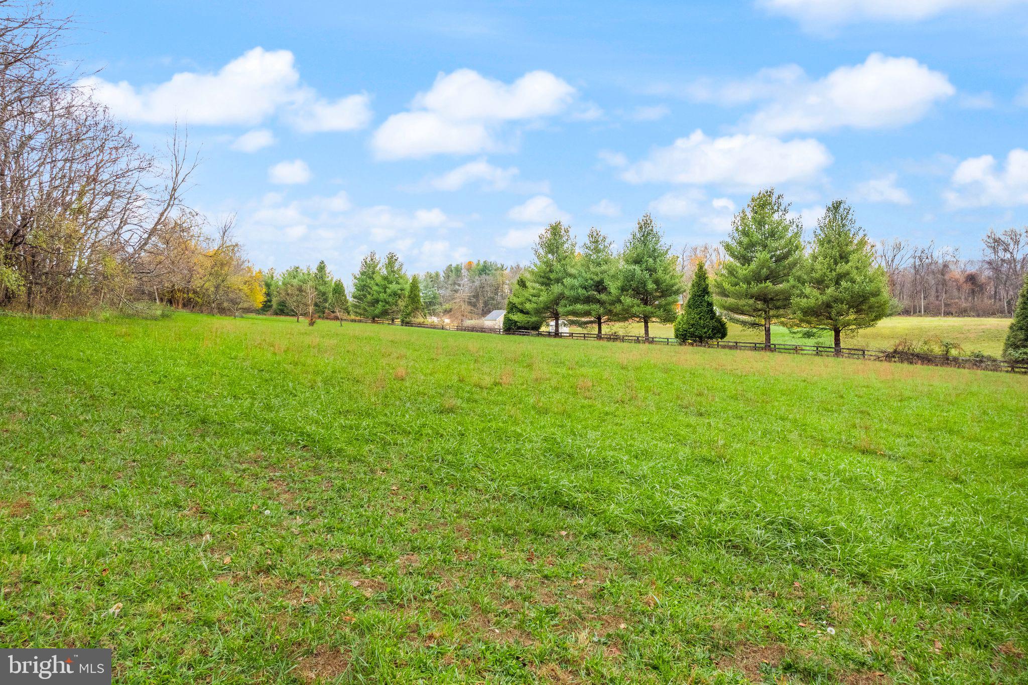 38241 Mountain Air Ln