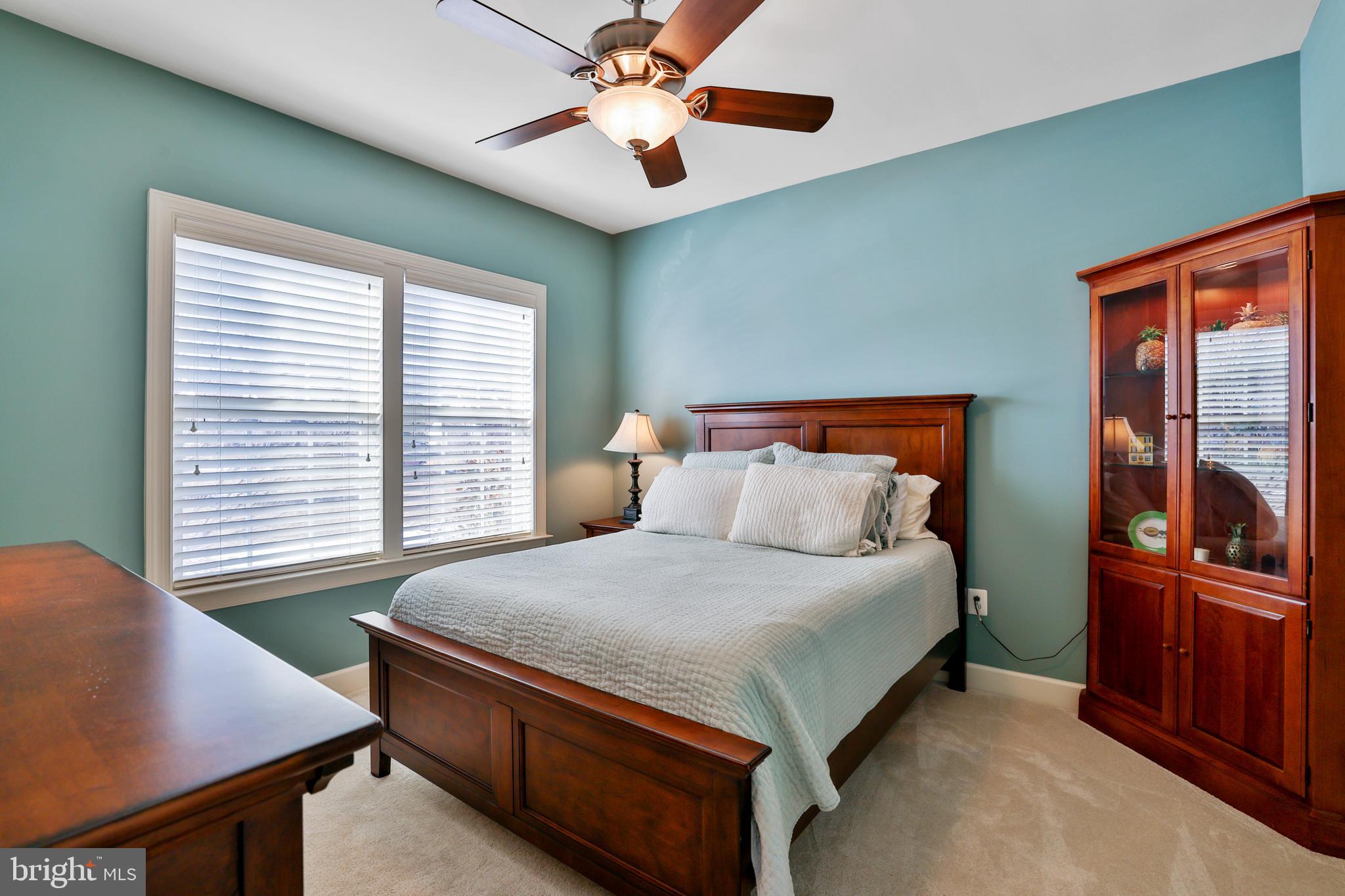 15694 Osterly Ln