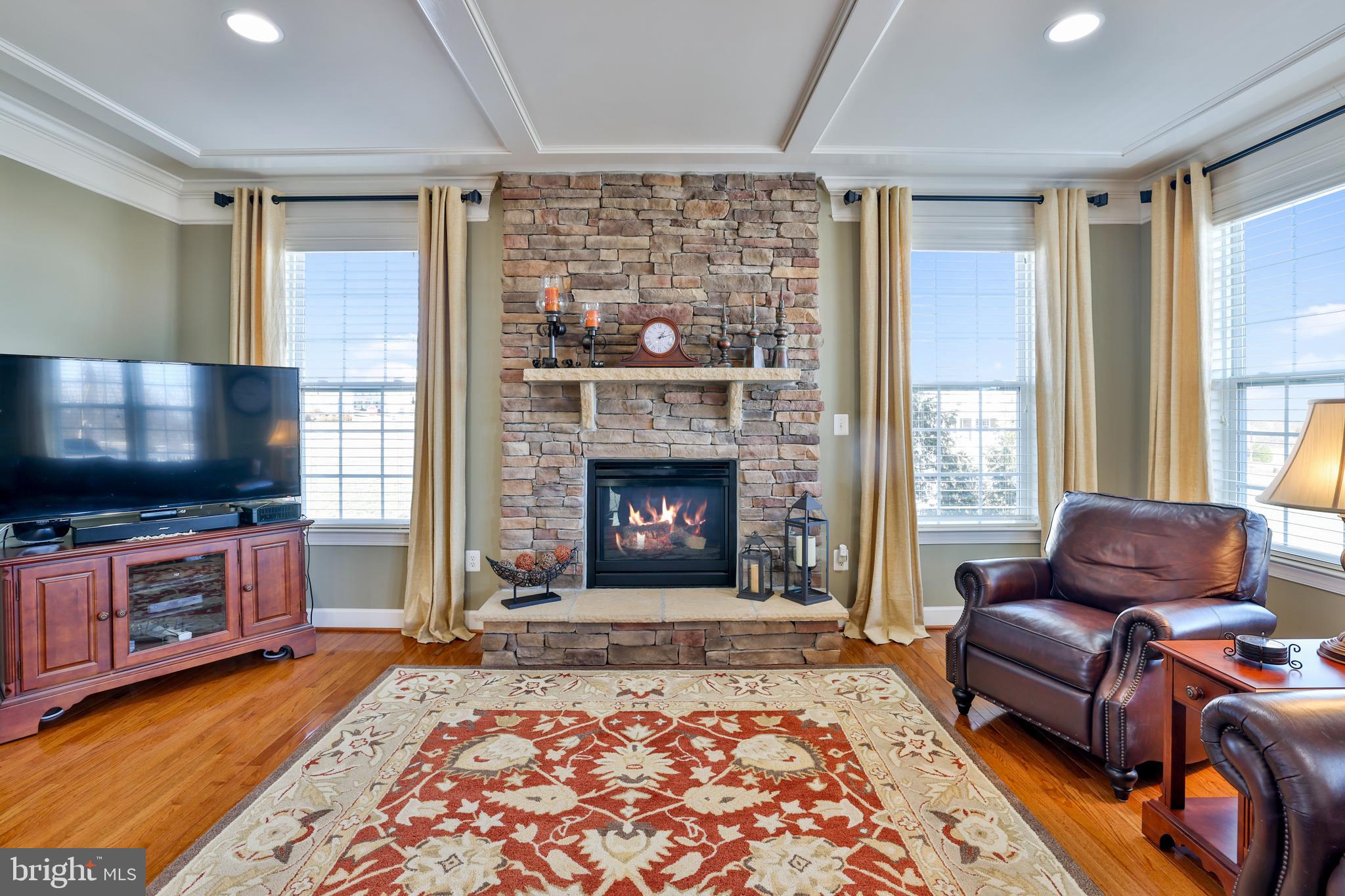 15694 Osterly Ln