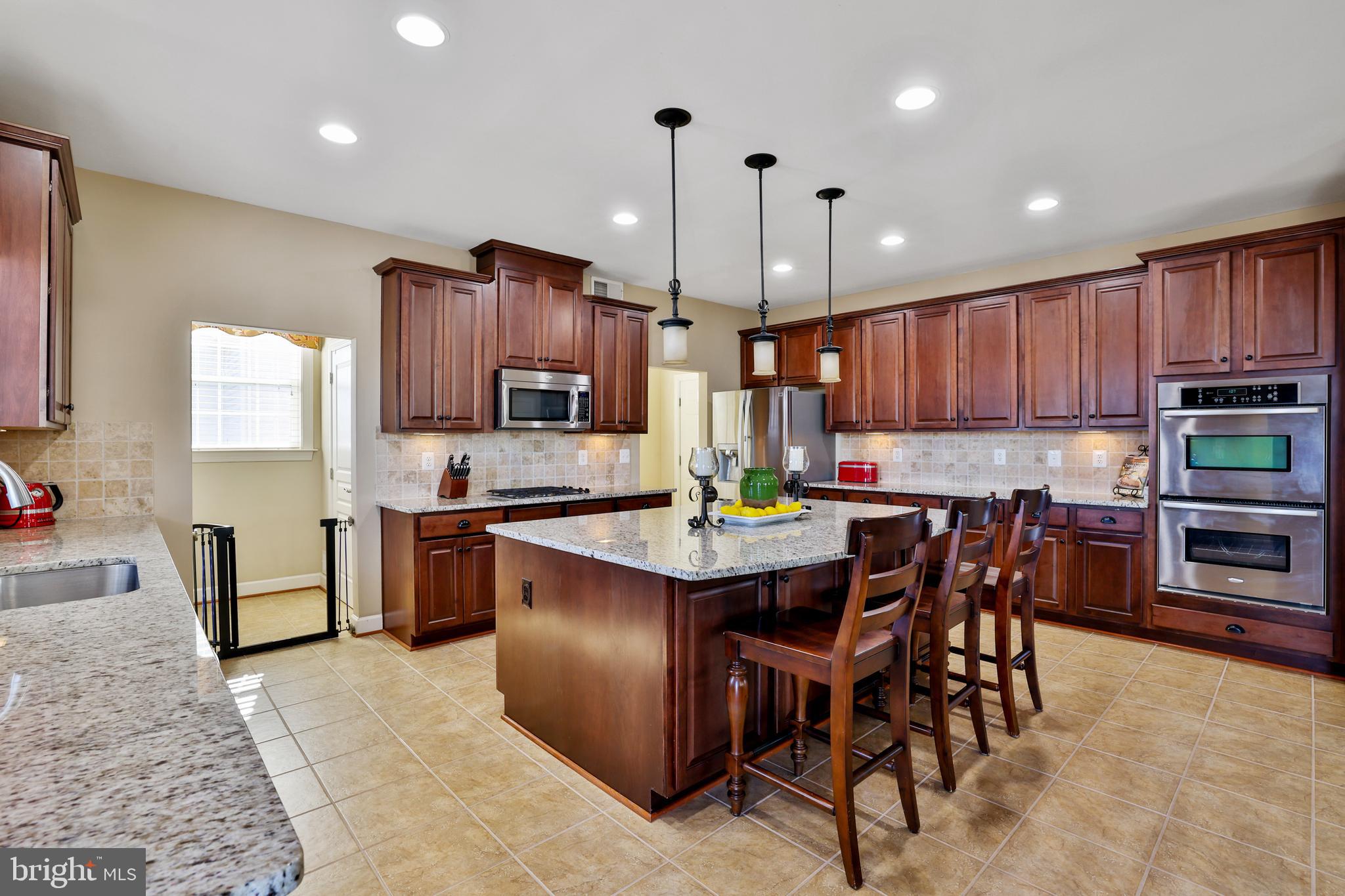 15694 Osterly Ln