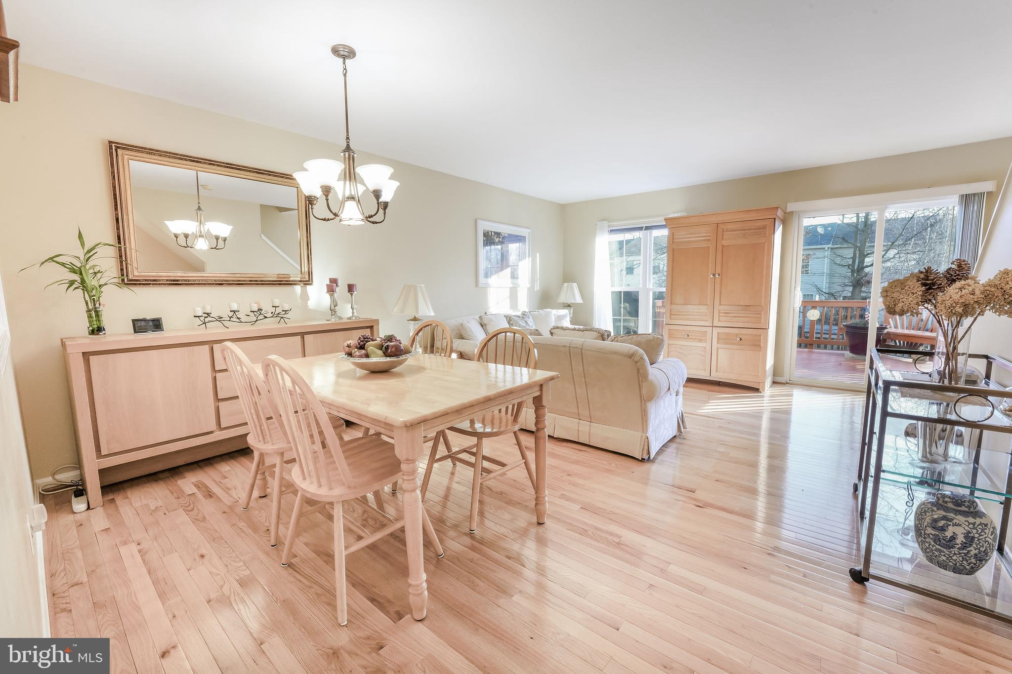 306 STALLION SQ NE