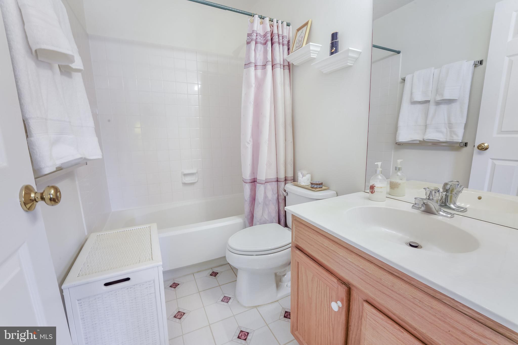 306 STALLION SQ NE