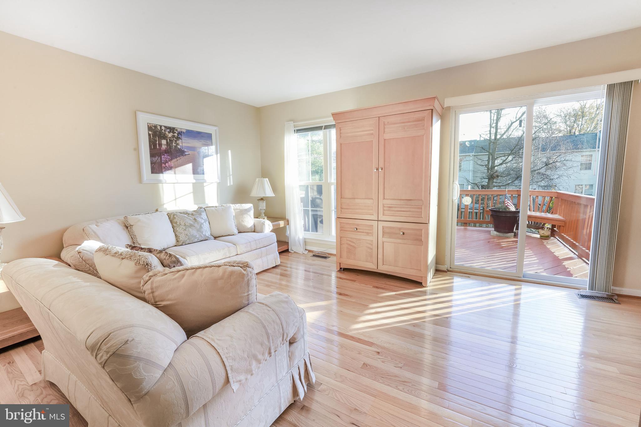 306 STALLION SQ NE
