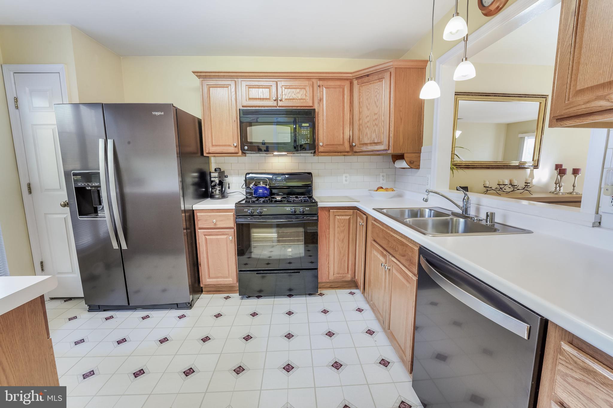 306 STALLION SQ NE