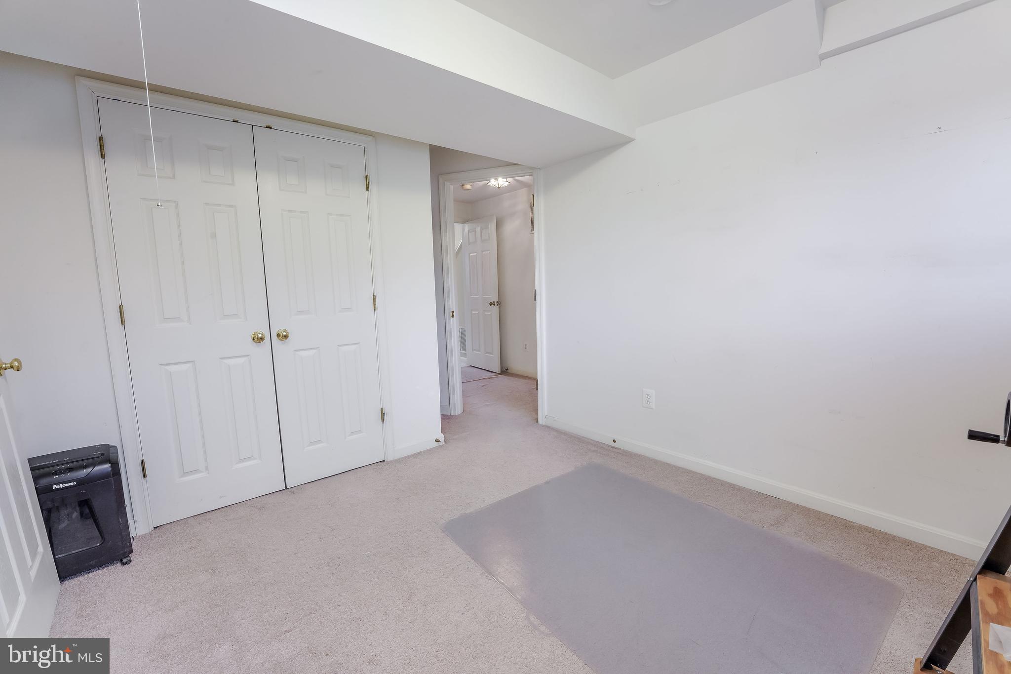 306 STALLION SQ NE
