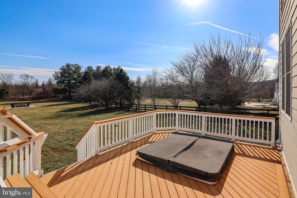 16620 ELK RUN CT