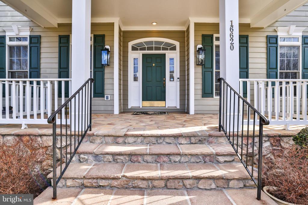 16620 ELK RUN CT