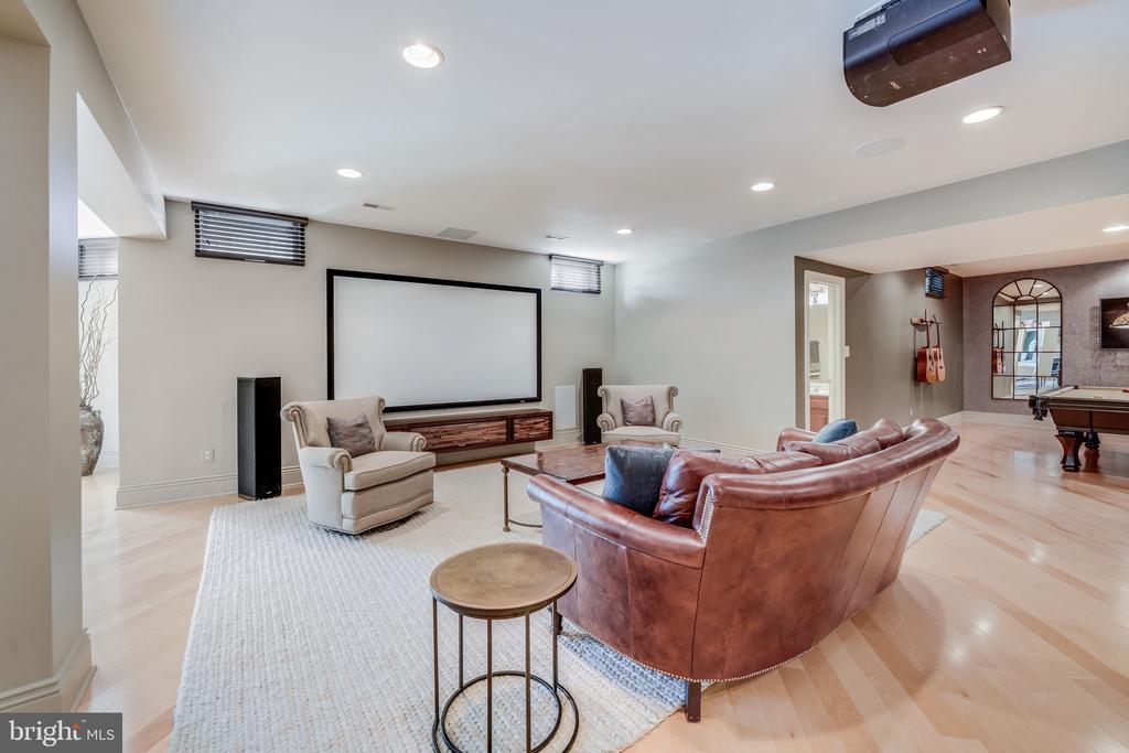 41601 Swiftwater Dr