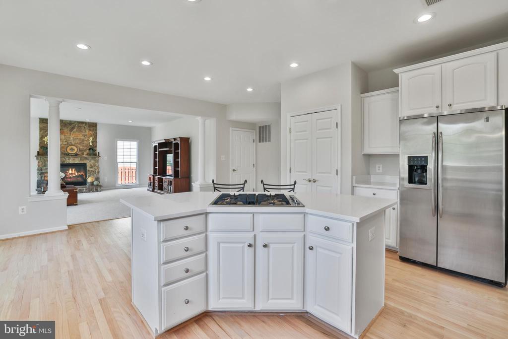 44161 Navajo Dr