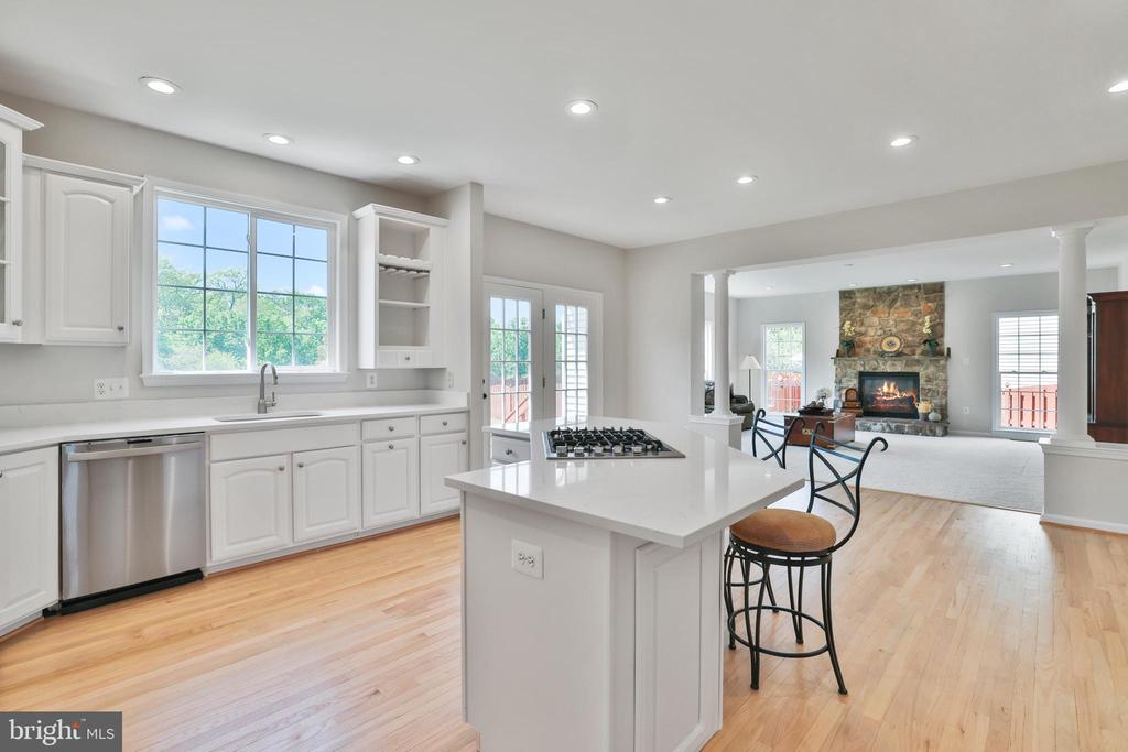 44161 Navajo Dr