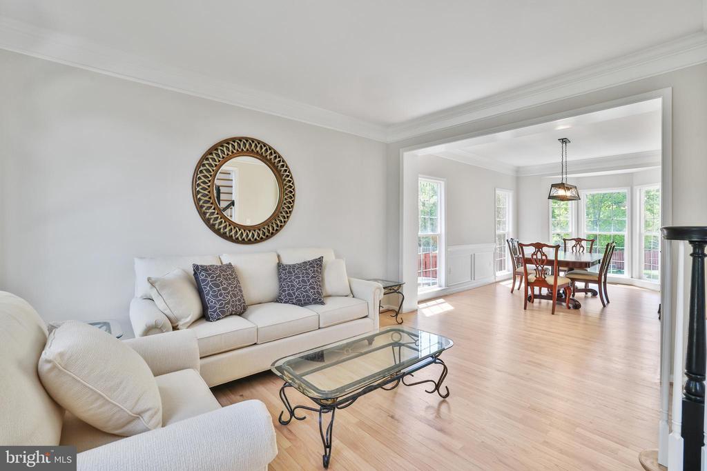 44161 Navajo Dr