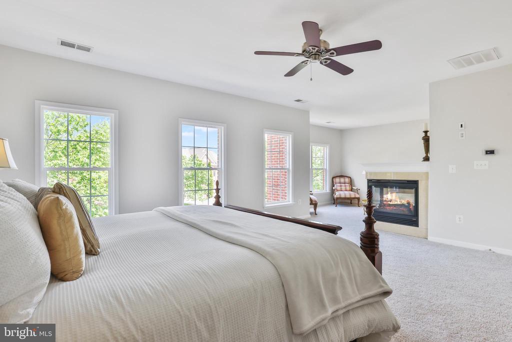 44161 Navajo Dr