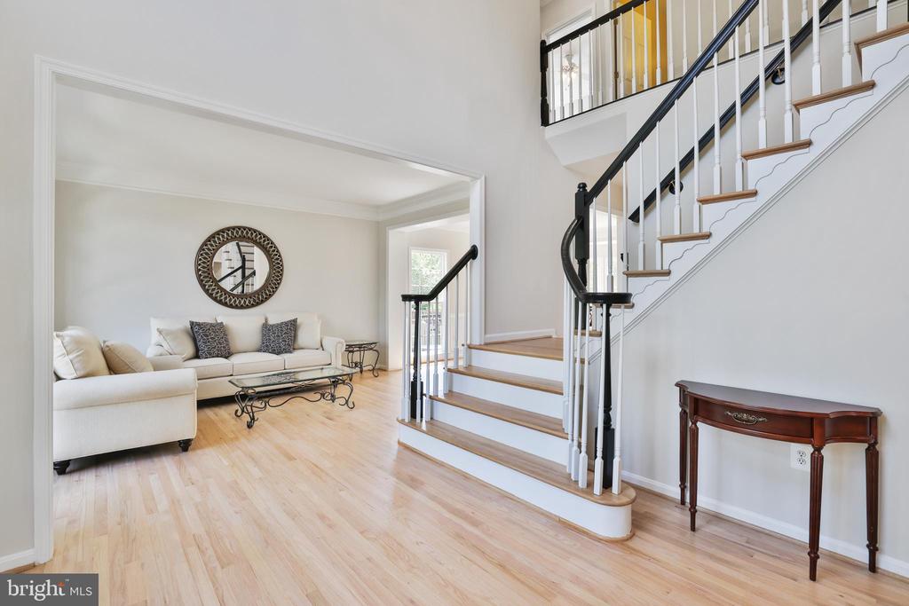 44161 Navajo Dr