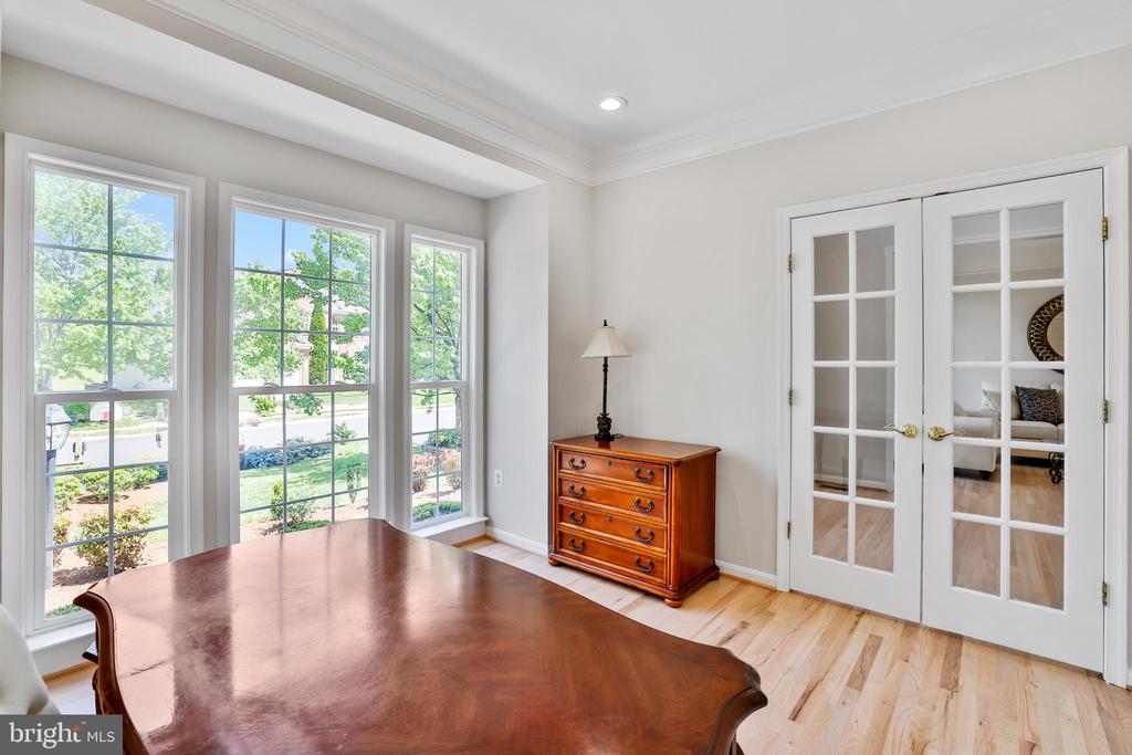 44161 Navajo Dr