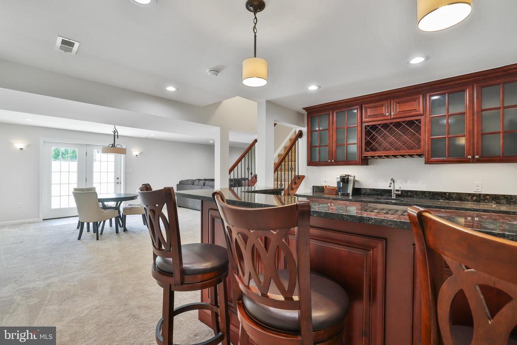 44161 Navajo Dr