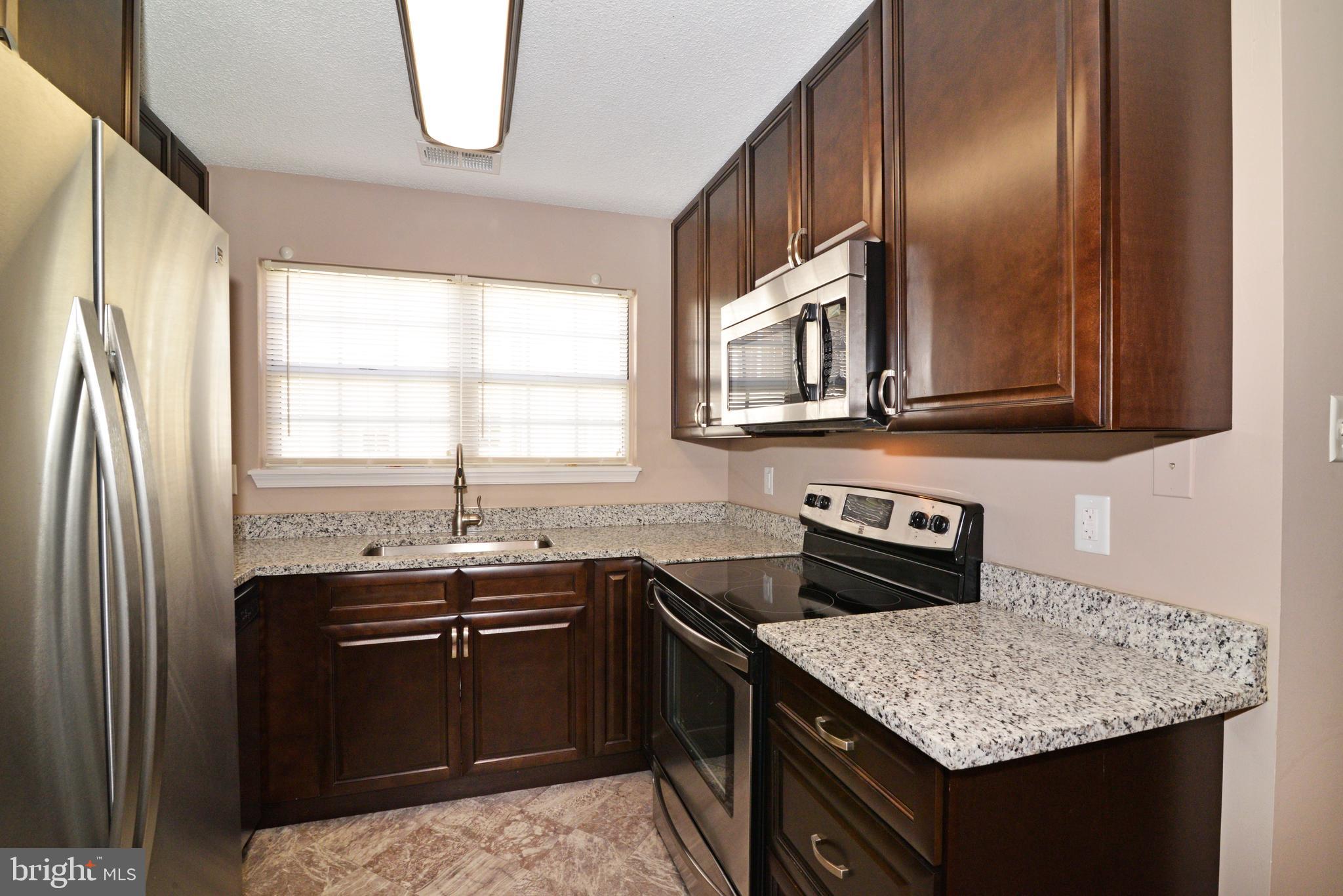 1113 HUNTMASTER TER NE #201