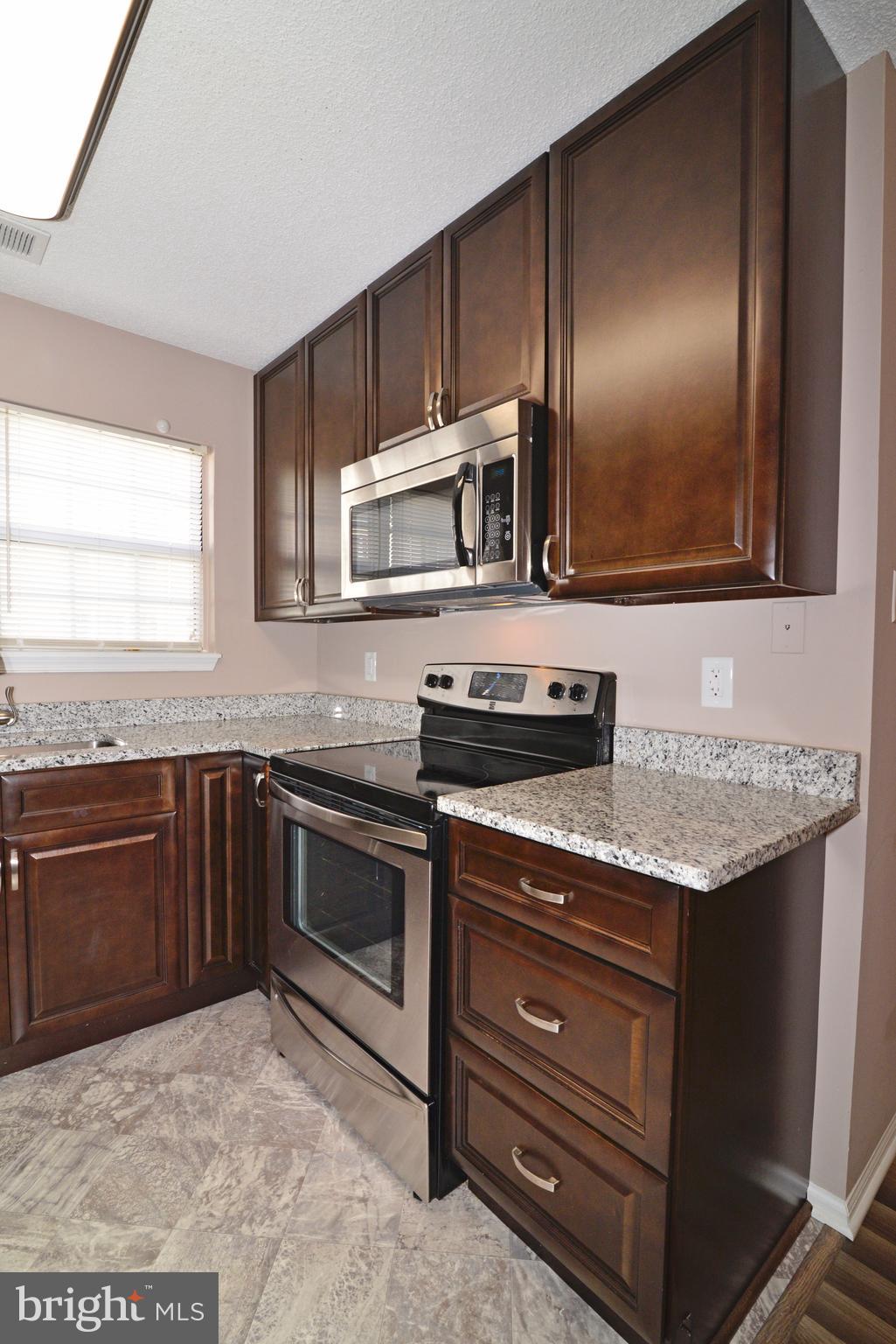 1113 HUNTMASTER TER NE #201