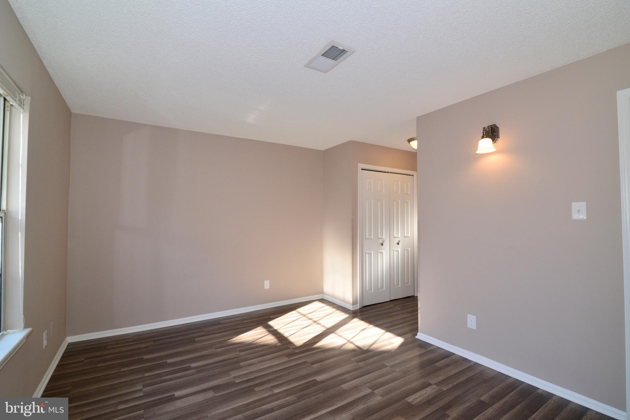 1113 HUNTMASTER TER NE #201