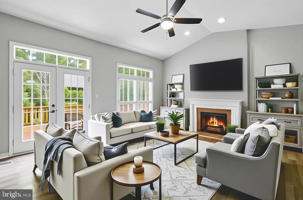 408 Tudor Ct NE