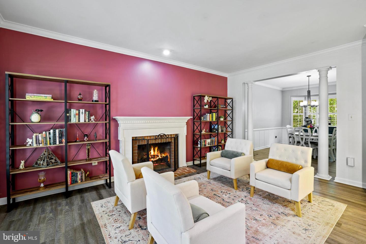 408 Tudor Ct NE