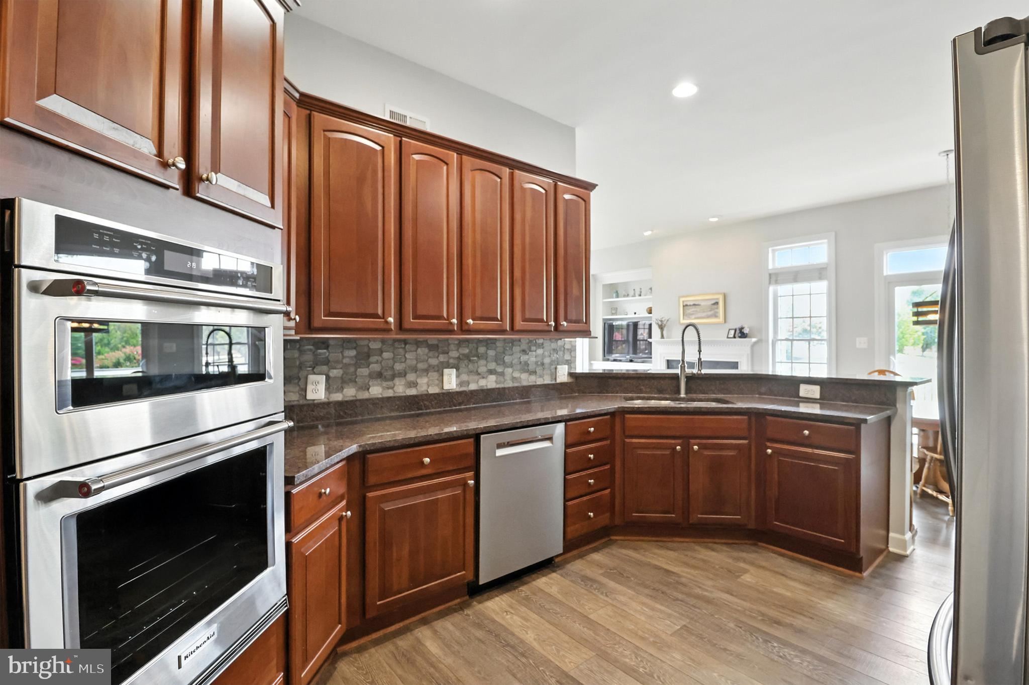 19208 GREYSTONE SQUARE