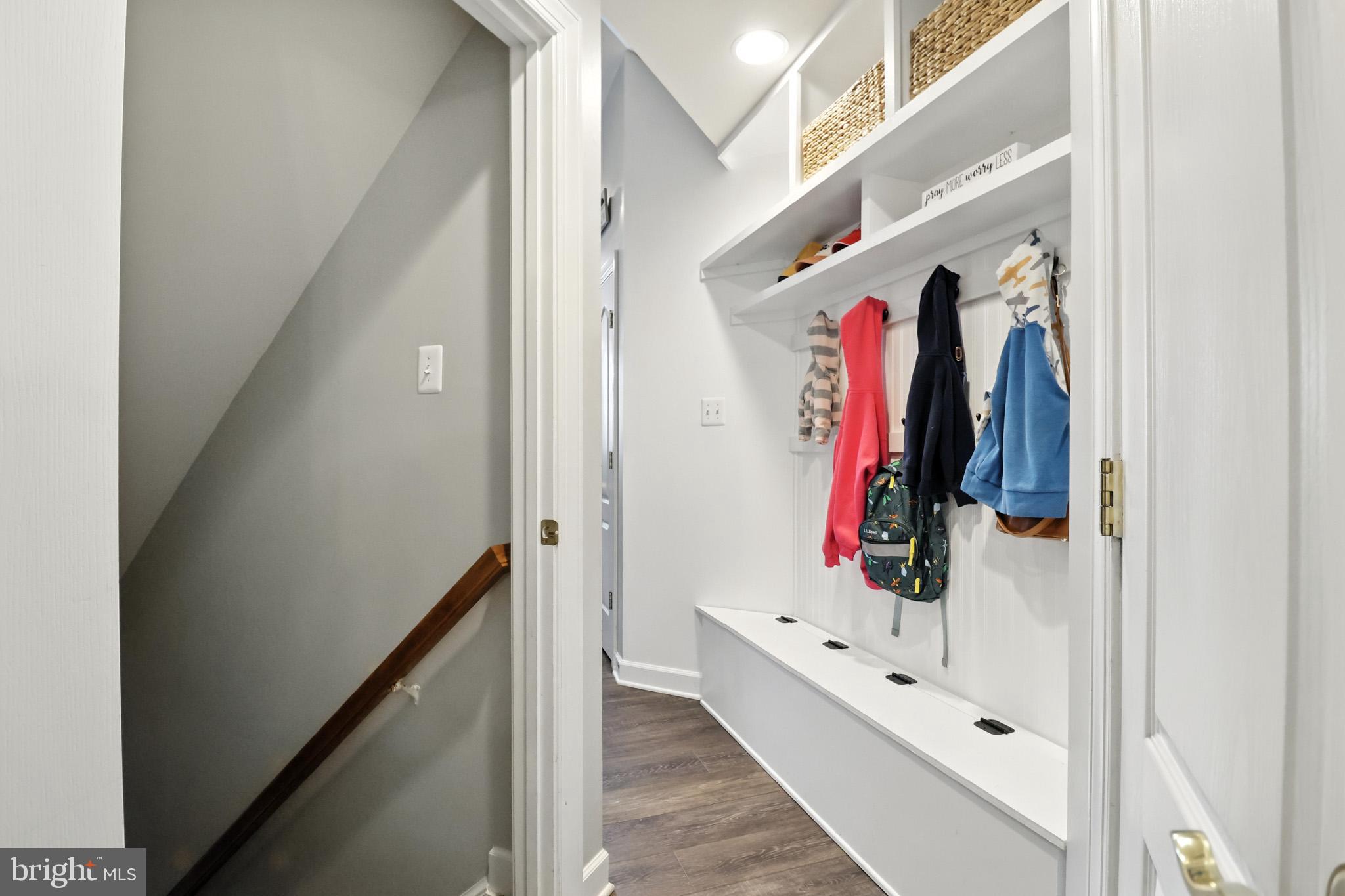 19208 GREYSTONE SQUARE