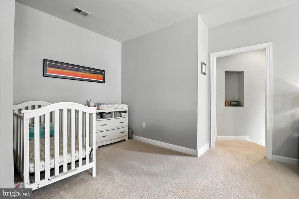 19208 GREYSTONE SQUARE
