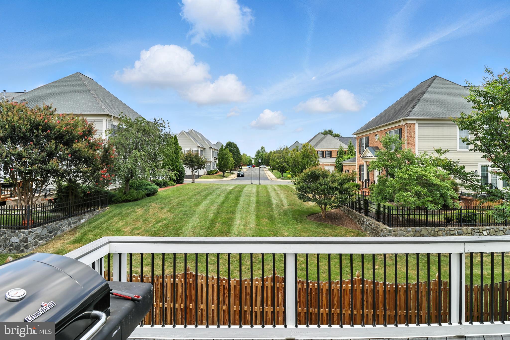 19208 GREYSTONE SQUARE