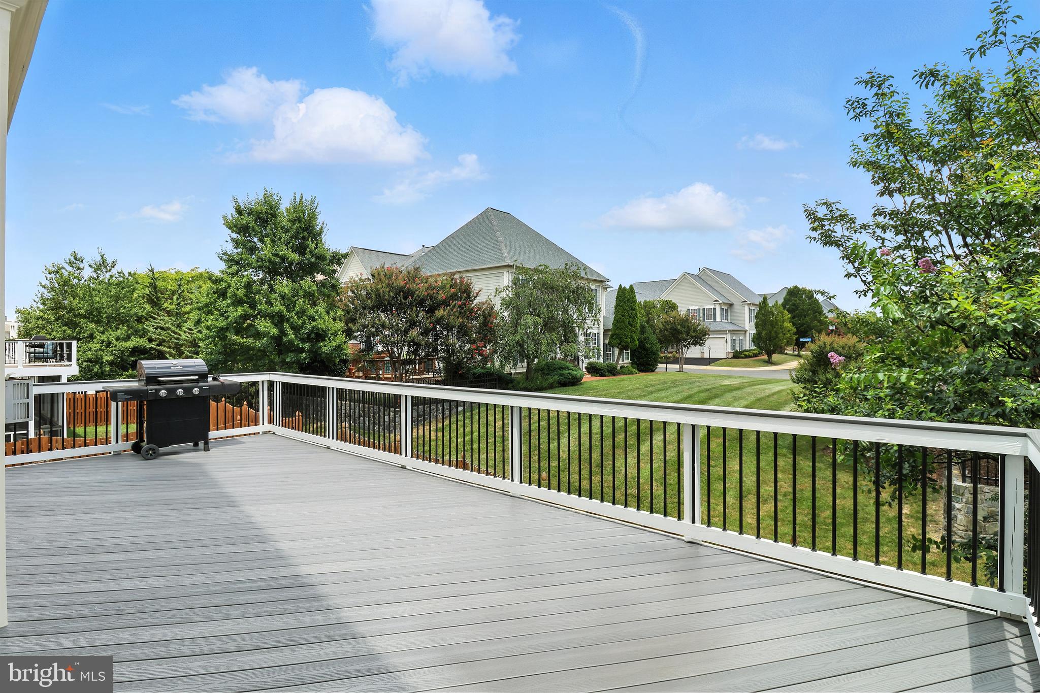 19208 GREYSTONE SQUARE