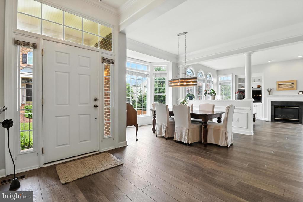 19208 GREYSTONE SQUARE