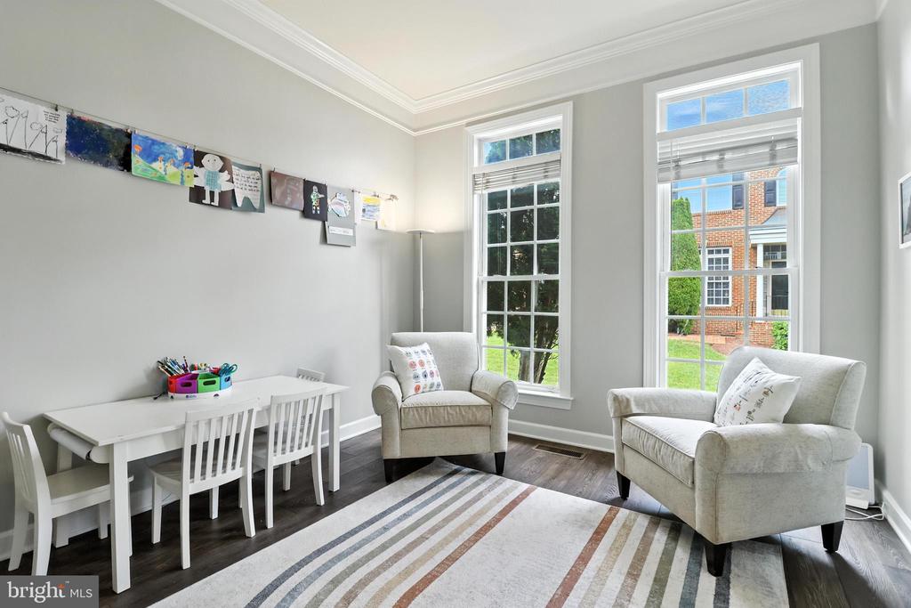 19208 GREYSTONE SQUARE