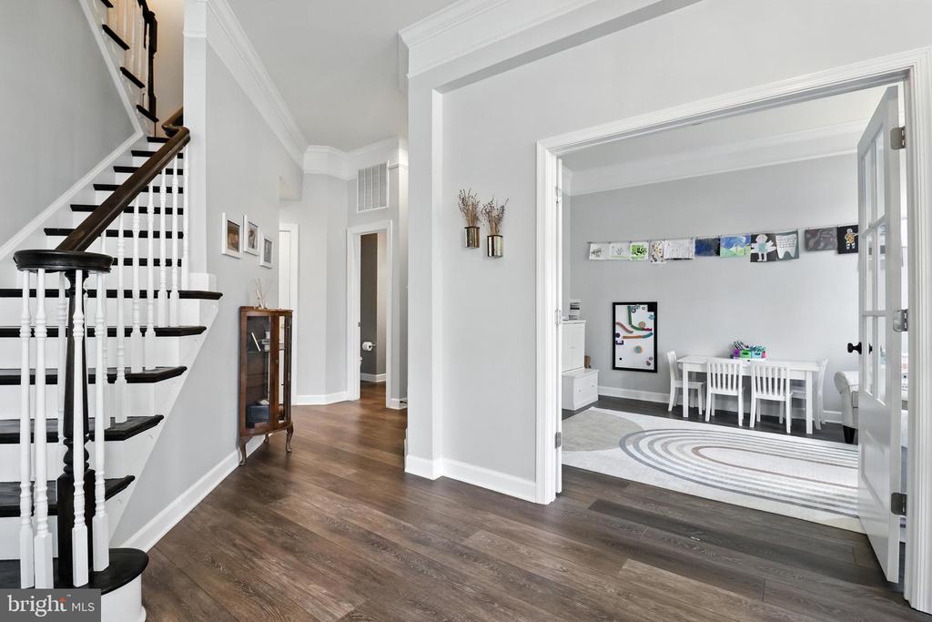 19208 GREYSTONE SQUARE