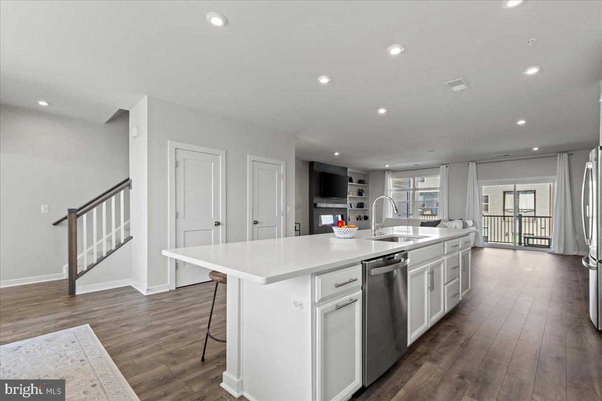 44614 WOLFHOUND SQUARE