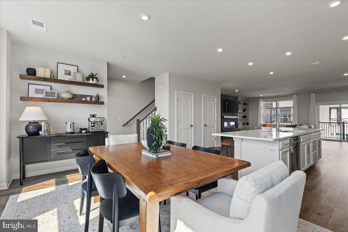 44614 WOLFHOUND SQUARE