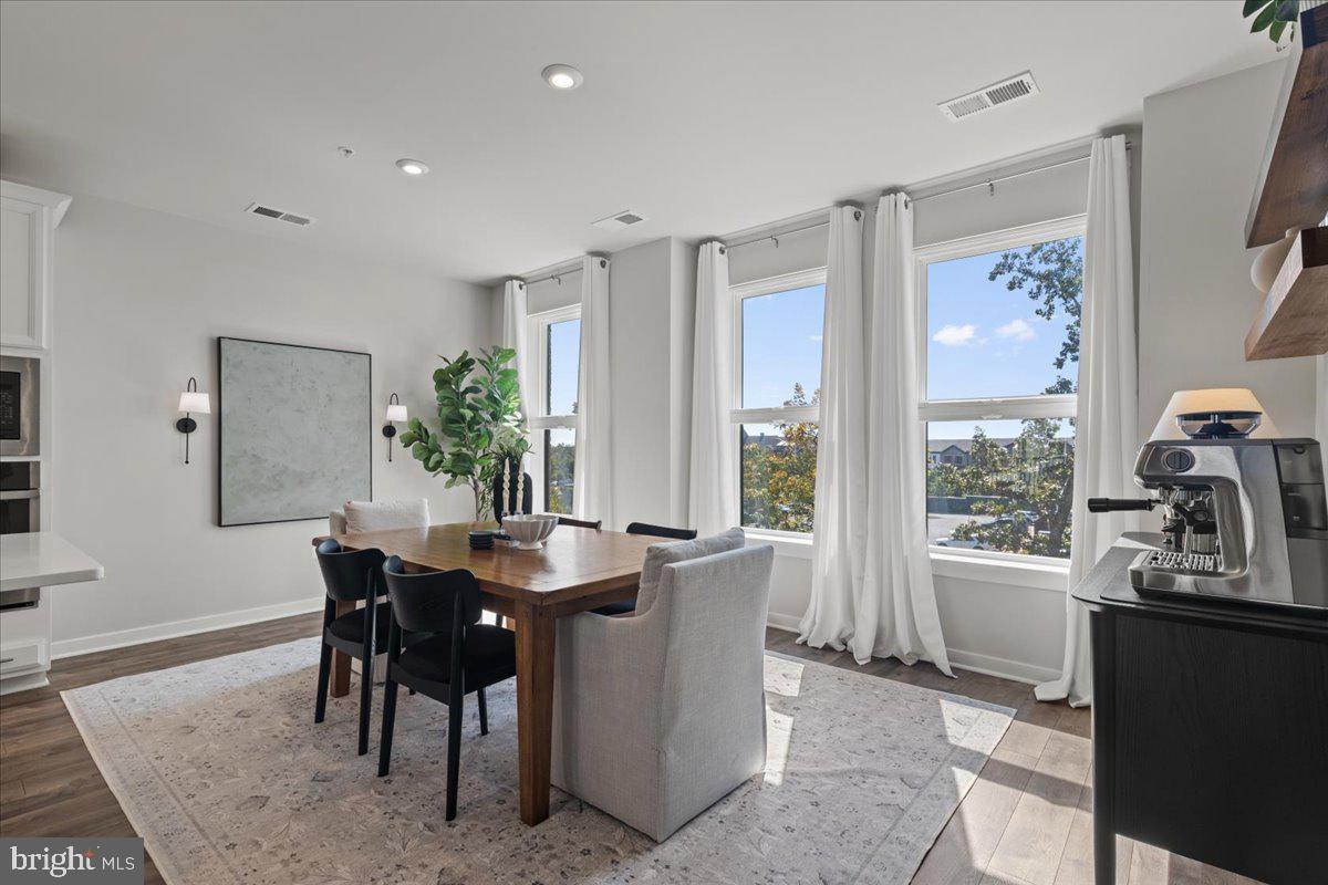 44614 WOLFHOUND SQUARE