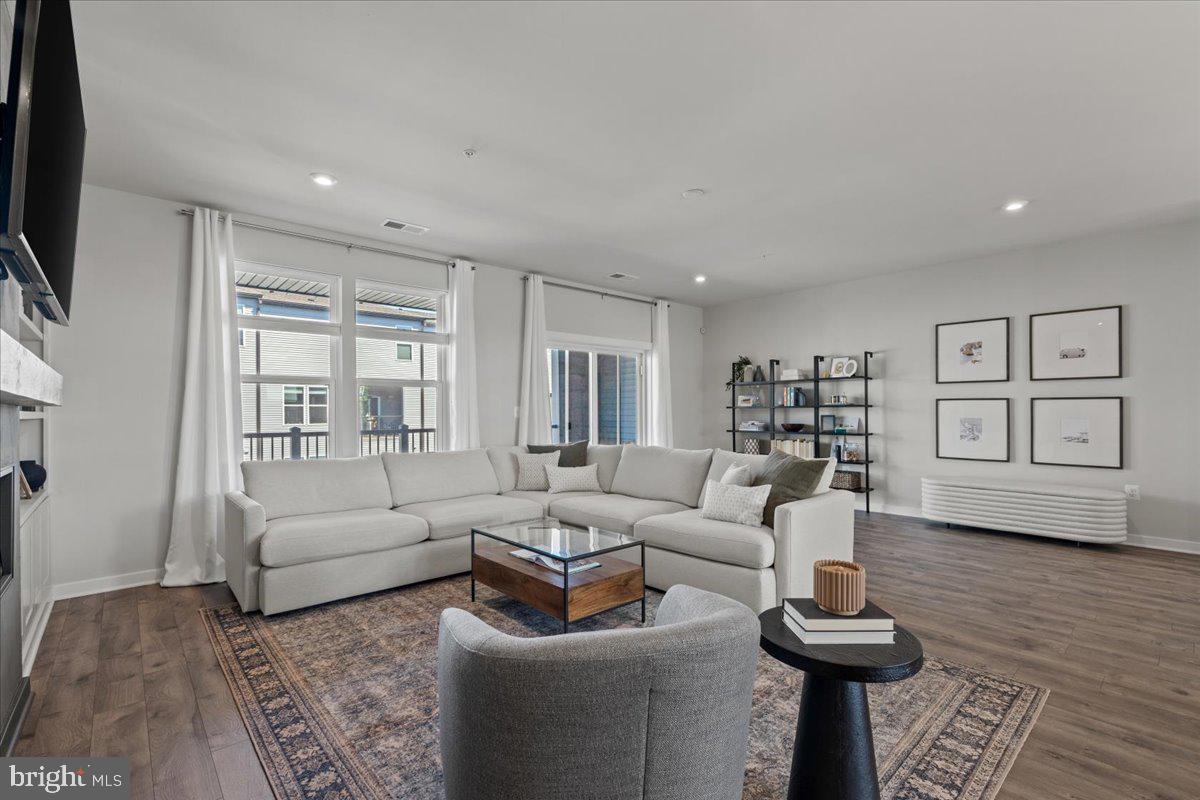 44614 WOLFHOUND SQUARE