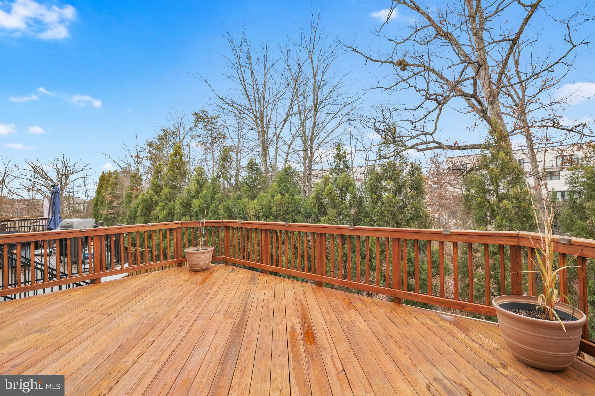 42473 PATRICK WAYNE SQUARE